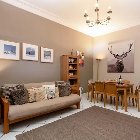 Le Majestic 76 - Year * Chamonix