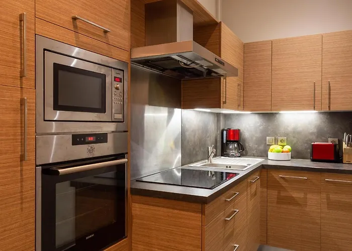 Le Majestic 76 - Year Шамоні